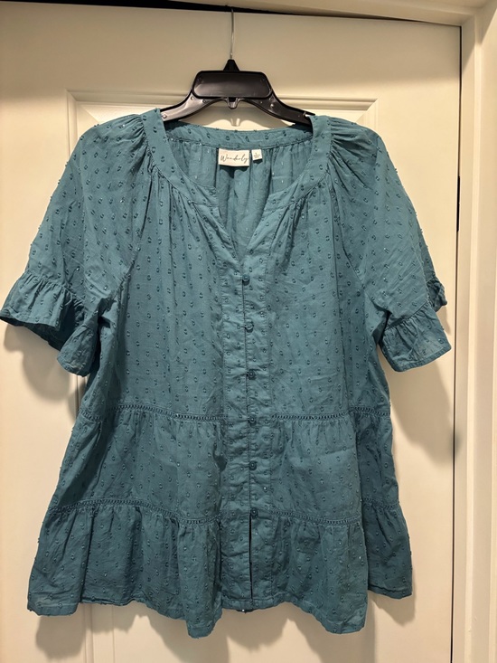 Wonderly Tops - Wonderly Teal Eyelet Button-Front Peplum Top